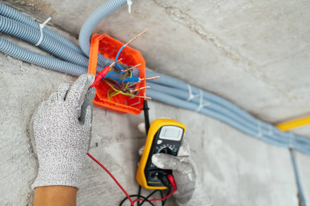 Best Electrical Contractors for Businesses  in Kewaunee, WI